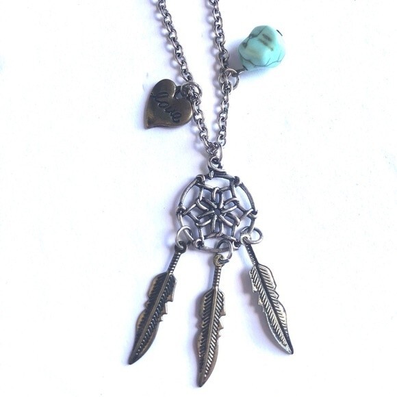 Dreamcatcher & Feather Heart Necklace NWOT - Picture 1 of 8